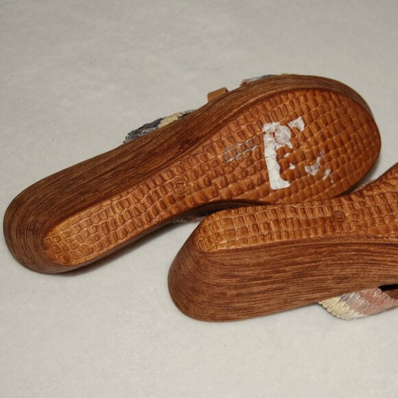 Italian Shoemakers, Wildflower Platform Wedge Slide Sandals Women EU 40 (US 9) - Picture 12 of 13